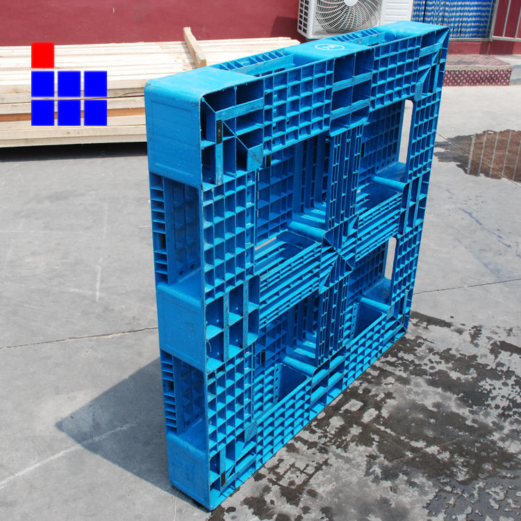 青岛蓝色塑料托盘厂家结实托盘能承重能上有示例图14