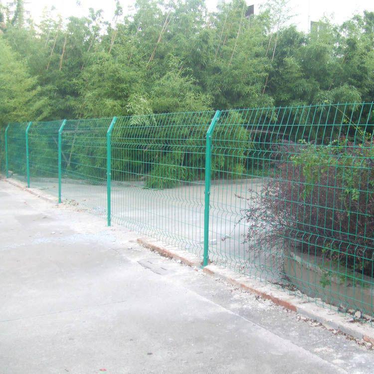 高速公路防撞护栏网 双边丝护栏网 漯河公路防护绿色栅栏示例图7