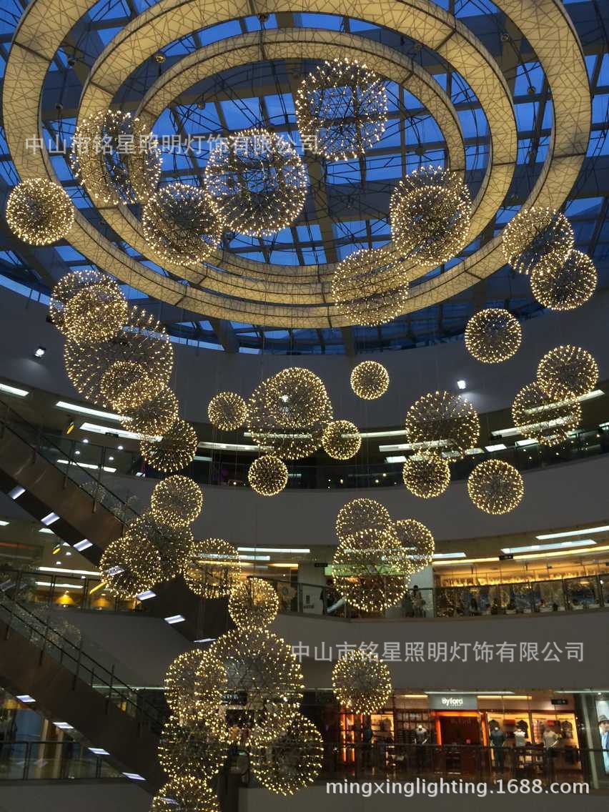 大型商场中庭LED球星吊饰首选铭星灯饰专业定制购物中心中厅吊挂示例图2