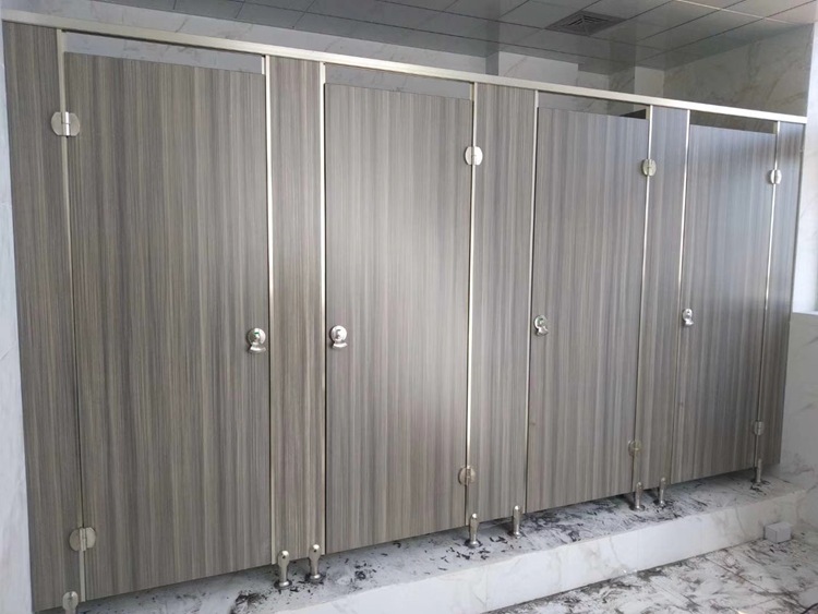 卫生间PVC隔断板门 浴室厕所洗手间抗倍特板隔断门支持加工定制示例图4
