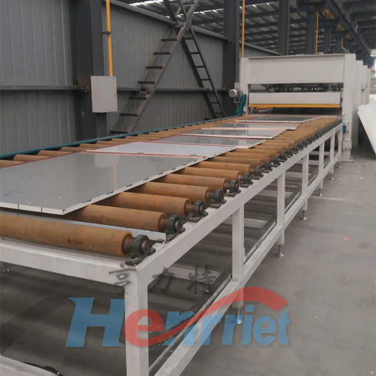 铝蜂窝复合板8米生产线过程-750