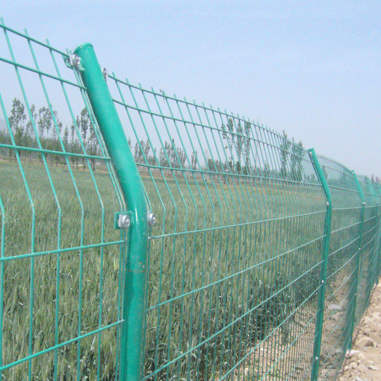 厂家批发塑双边护栏 双边丝隔离防护网 圈地围网养殖围墙护栏网示例图10