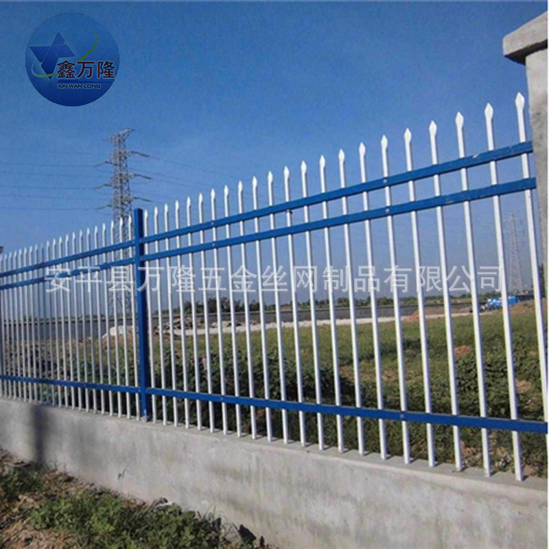 现货供应 双向防攀爬锌钢护栏 锌钢护栏 道路交通防护栏示例图7