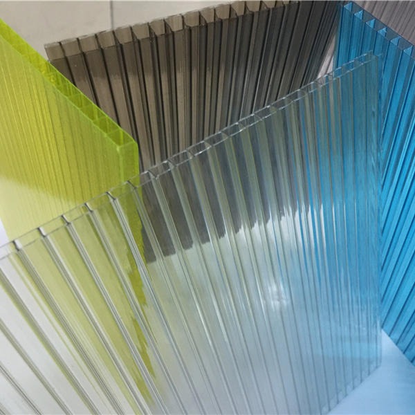 12mm透明阳光板  高透光度阳光板厂家批发 防紫外线