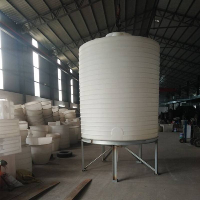 郑州30吨锥底塑胶储罐工作原理 外加剂滴加桶可配置带尖底易排料