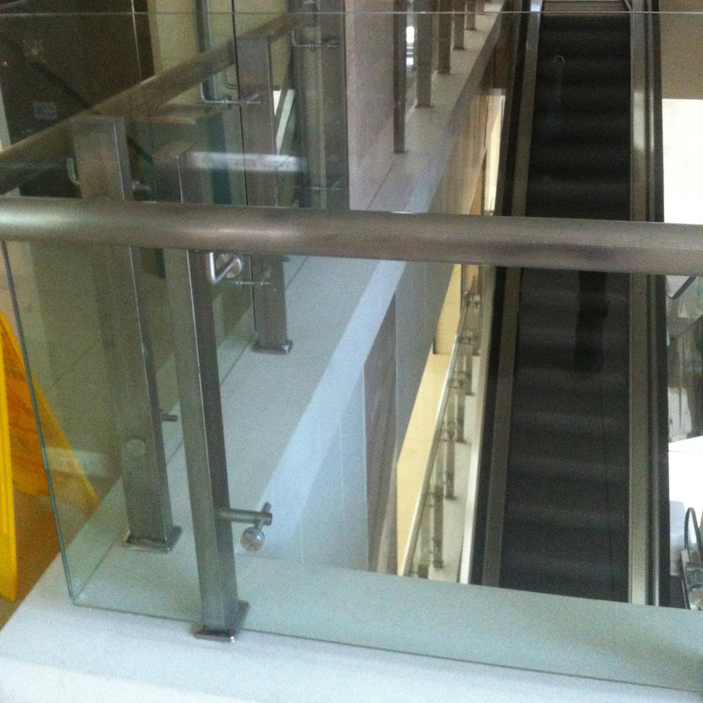 玻璃楼梯扶手 简约现代栏杆 阳台护栏 室外不锈钢扶手 厂家直供图片