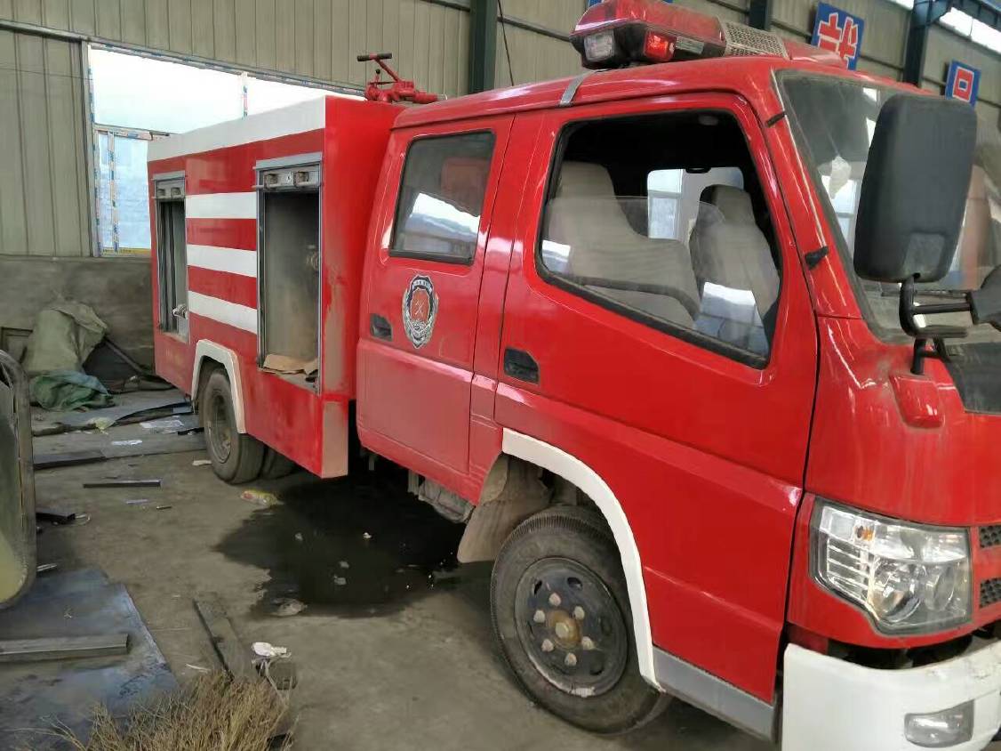 厂家出售各型号消防车 二手消防车示例图6