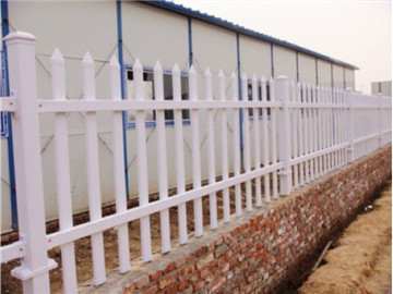 塑钢护栏塑钢围栏 PVC护栏道路 供应正万护栏 竹拉网花园装饰网格围栏