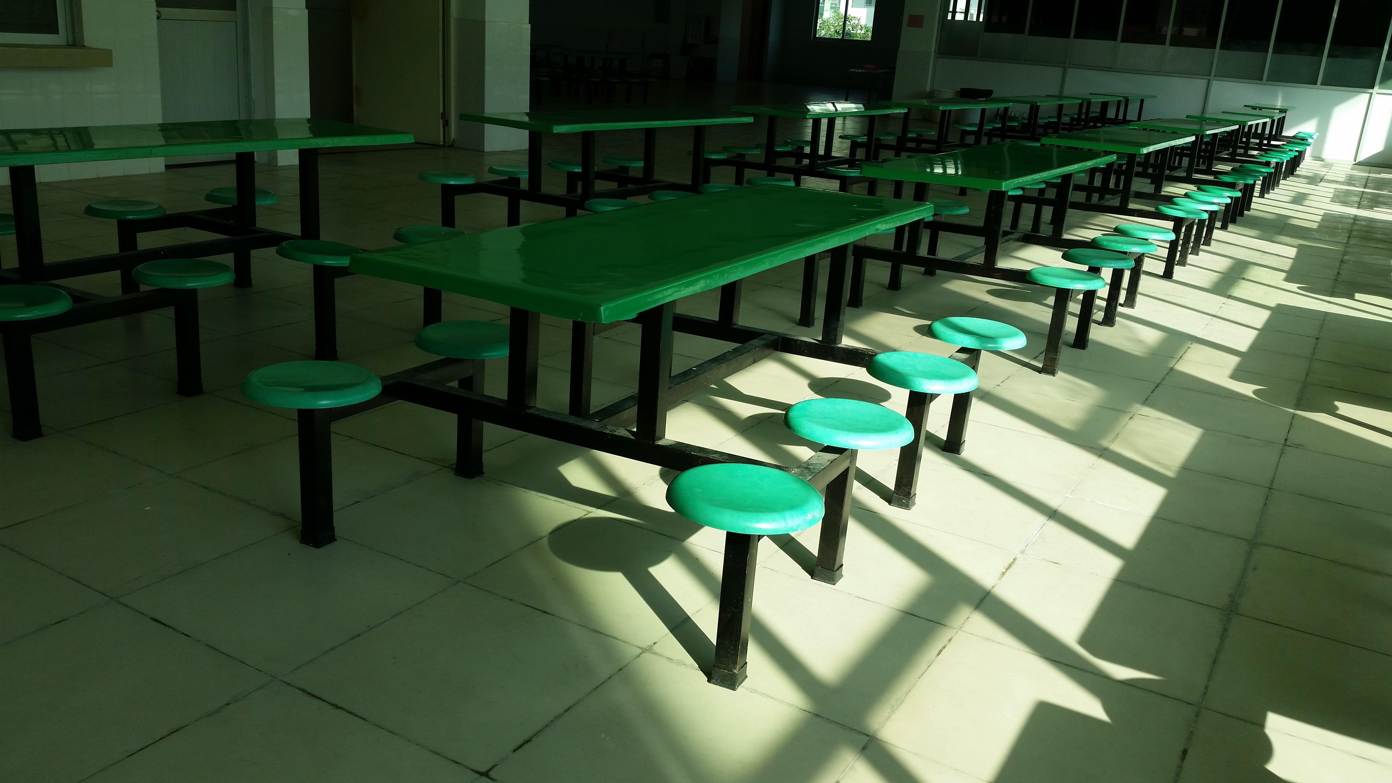 广西桂林市恭城 直板餐桌椅 两人坐餐桌 优质的