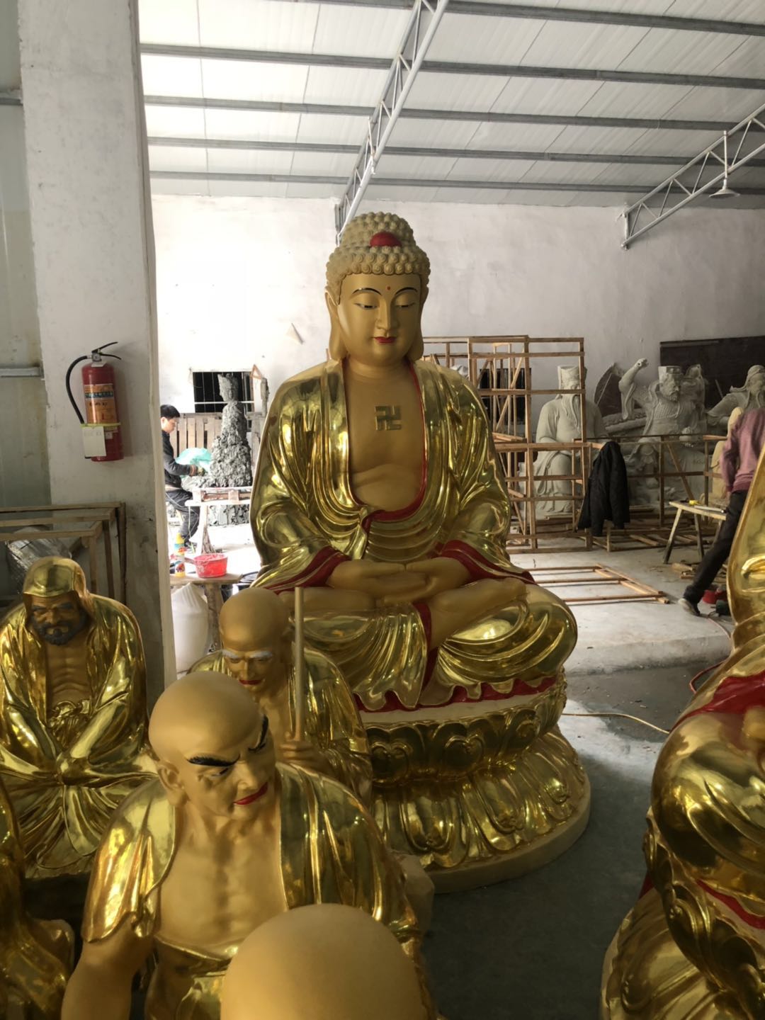 温州慈宏生产厂家，彩绘三宝佛佛像，坐莲花三宝佛佛像，极彩三宝佛佛像