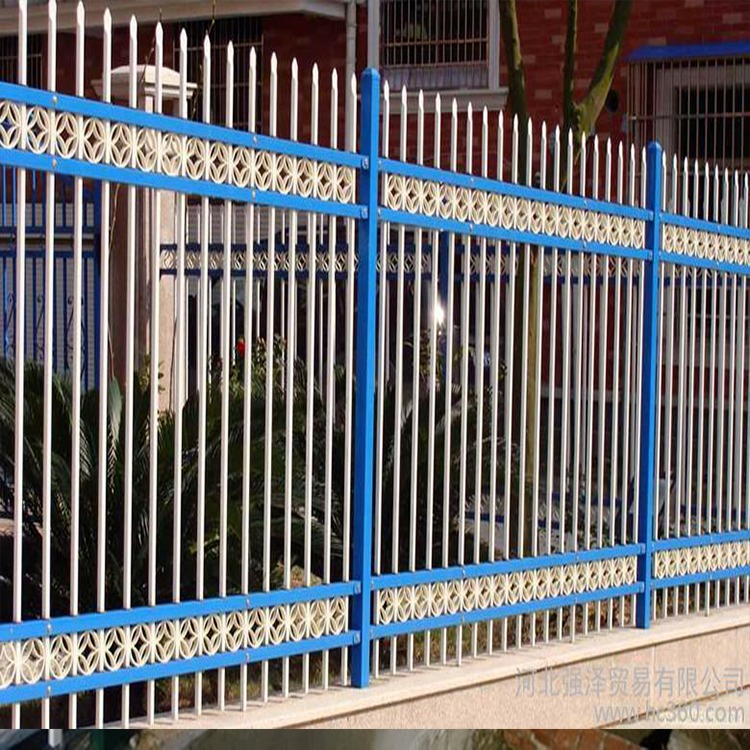 锌钢护栏小区庭院铁艺围栏隔离防护栅栏户外围墙护栏锌钢护栏杆