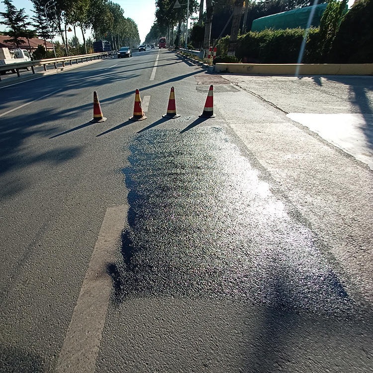老旧沥青路面翻新 沥青道路修复翻新 华通 沥青养护剂