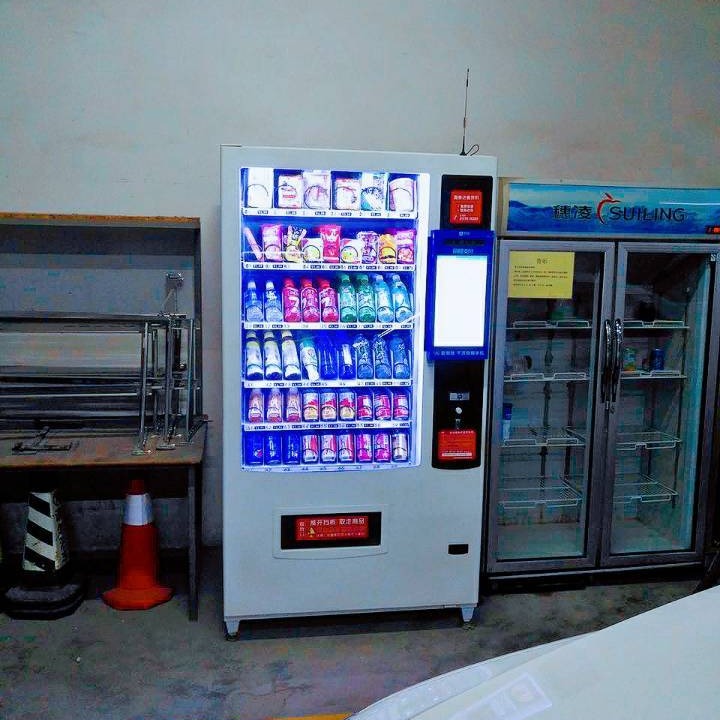 东莞长安镇高速服务区可乐自动售卖机免费安装