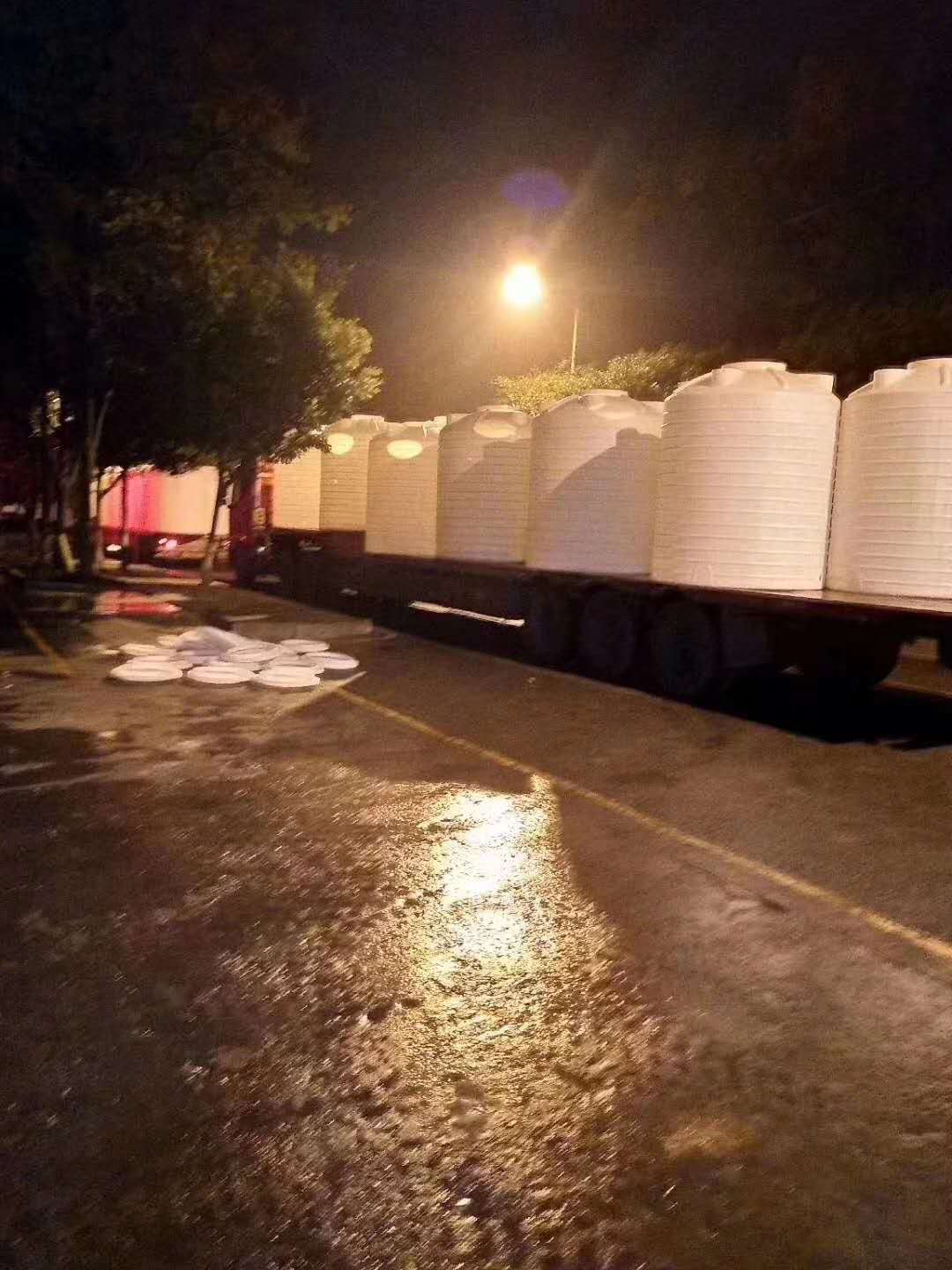 成华区10吨储水罐 牛筋塑料水塔水箱大号储水桶厂家现货