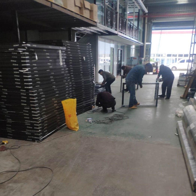 塑钢型材厂家 供应 塑钢百叶窗型材 塑钢型材 塑钢推拉型材 货源充沛