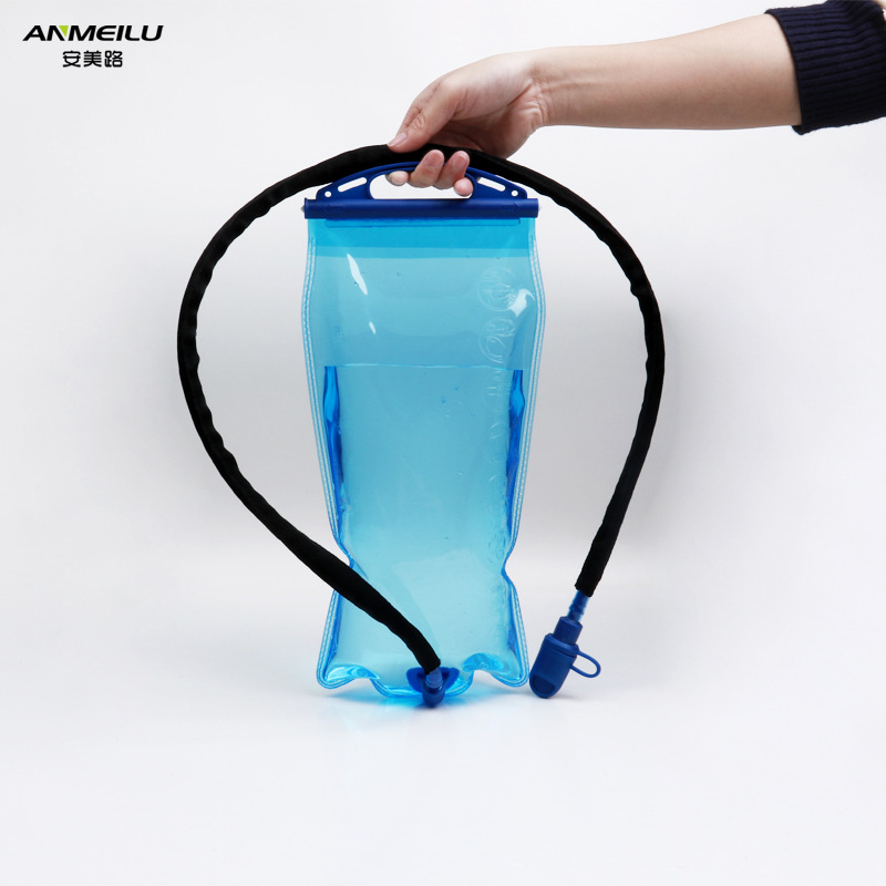 运动水袋 2L 带吸管饮水囊 PEVA骑行水袋 便携  可折叠水袋图片