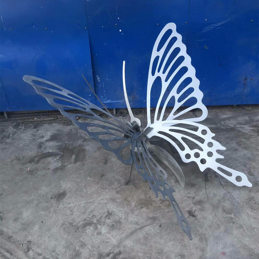 不锈钢镂空蝴蝶雕塑 表面拉丝效果蝴蝶雕塑 激光切割成型 唐韵园林