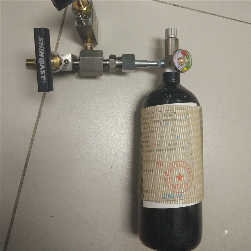 液态二氧化碳气体增压系统 GBS-STD25CL STCD25小钢瓶充装系统示例图5