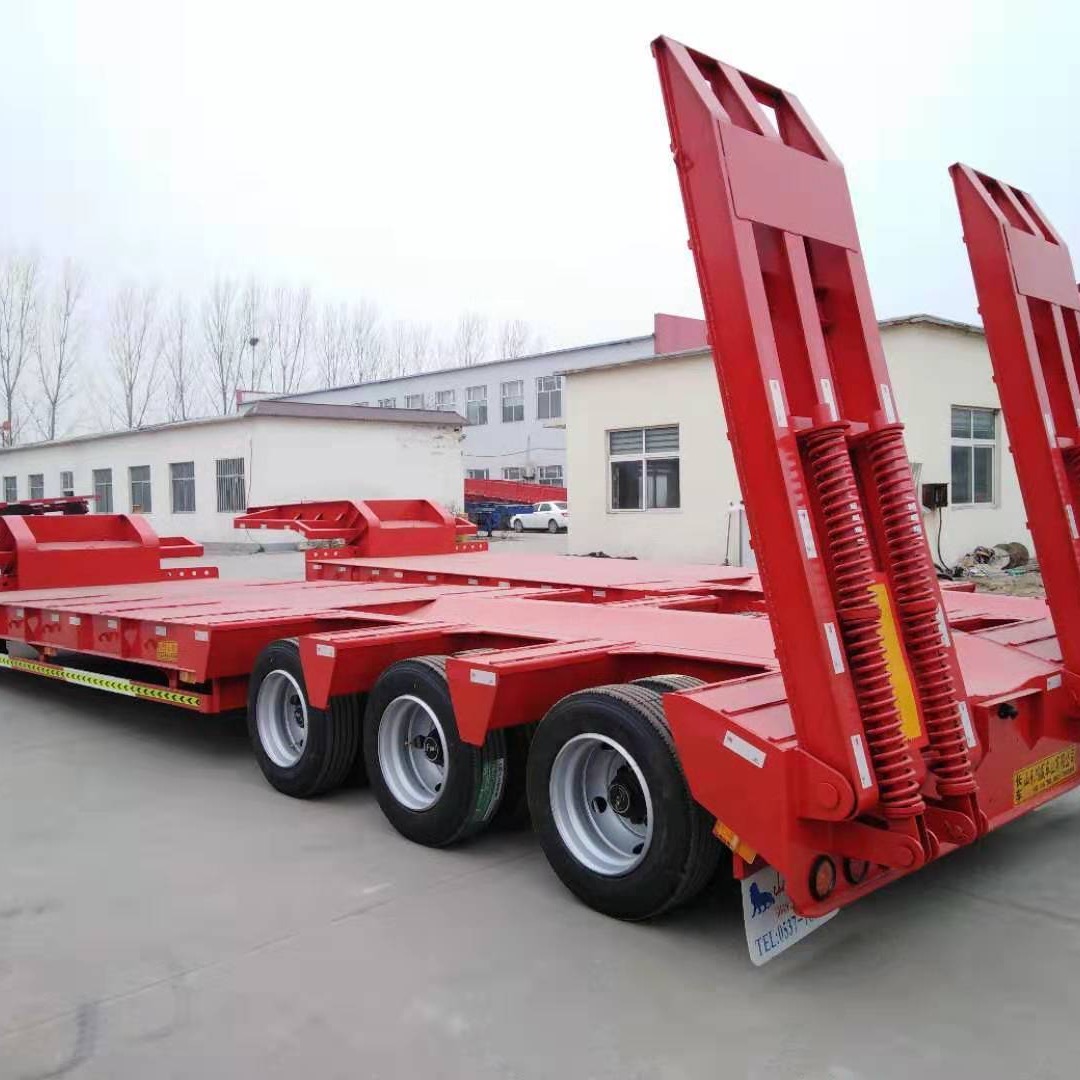 管材运输钢材运输半挂车的优化设计13米穿心梁框架式抽拉低平板