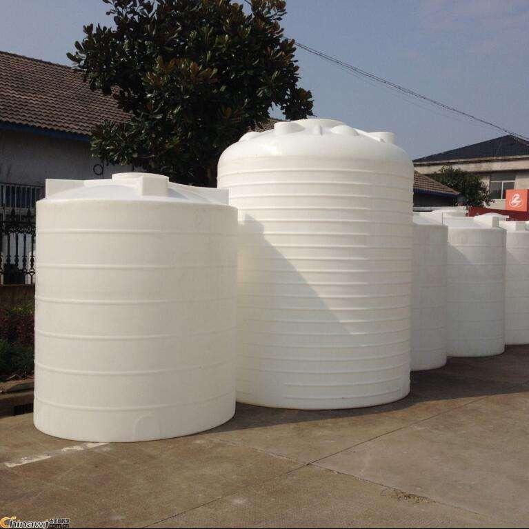 应城10吨塑料装水水箱生产厂家 定制10吨卧式塑料储罐 10吨药剂储药搅拌桶图片