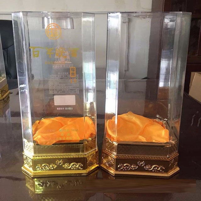 大四方亚克力酒盒包装厂家直供各种透明酒盒