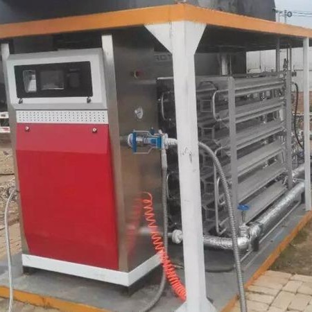 回收二手lng泵撬     lng小型加气站    LNG低温储罐  氧氮氩储罐  lng汽化器  回收二手燃气车头