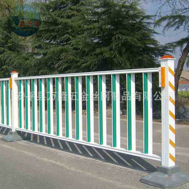 厂家批发 市政河道防护护栏|京式M型道路护栏|防眩型道路护栏示例图6