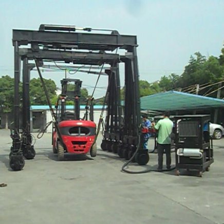 上海门架移动式，集装箱吊机，游艇吊，提供定制方案生产，GP,BSHH