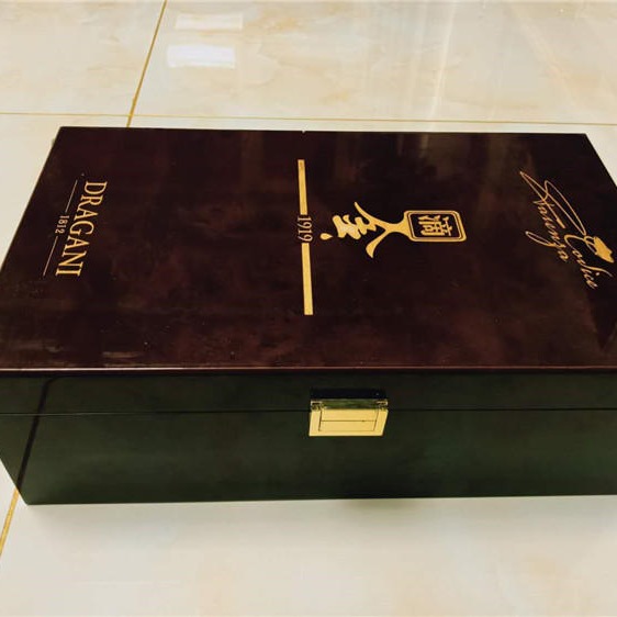 北京木盒厂定做实木质翻盖精油盒 黄色亮光包装盒 500个起订量图片