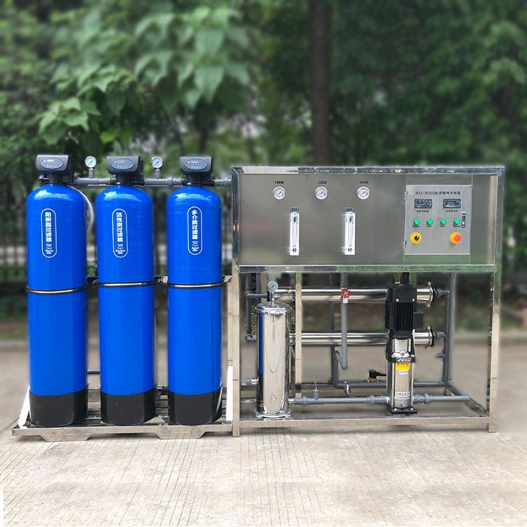 供应安阳纯净水设备 纯化水设备 纯水生产设备 百斯特生产厂家直供  BSTRO-JSI-1T型号图片
