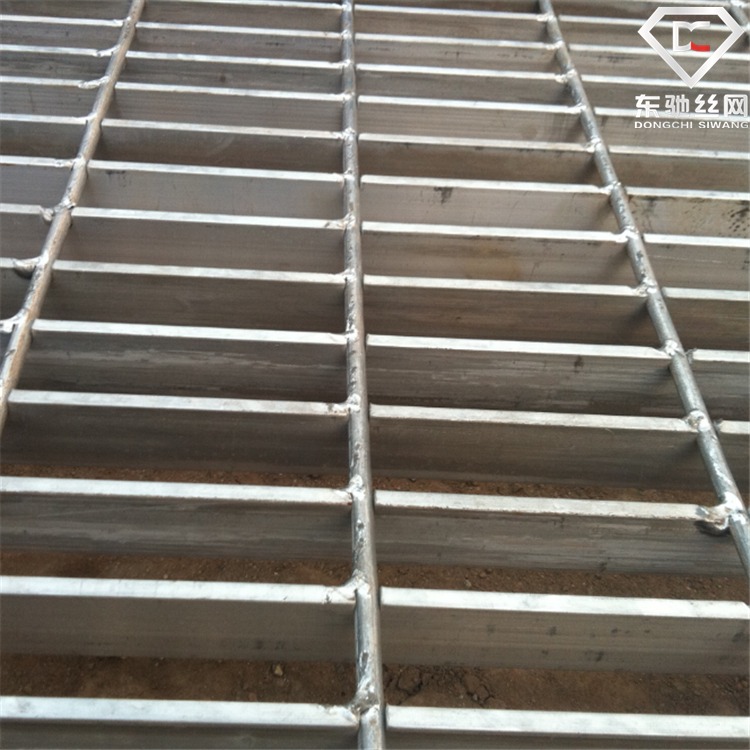 吊篮步板 河北东驰 高铁吊篮步板 高铁检修平台 钢格栅步板 信阳钢格板 厂家专供