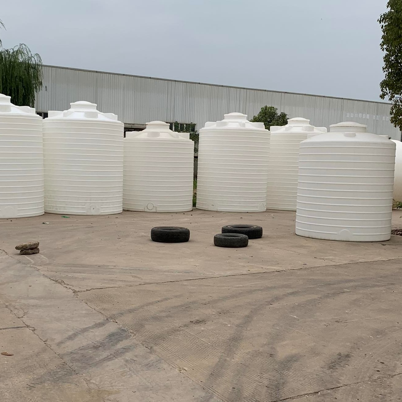 莆田1吨水箱 大型项目用水储水桶 PE储液罐 纯水水箱厂家直销