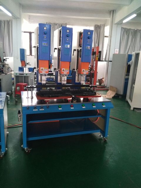 三头超声波焊接机 三头并联焊接机 凤岗产品加工 超声波治具 欣宇生产厂家