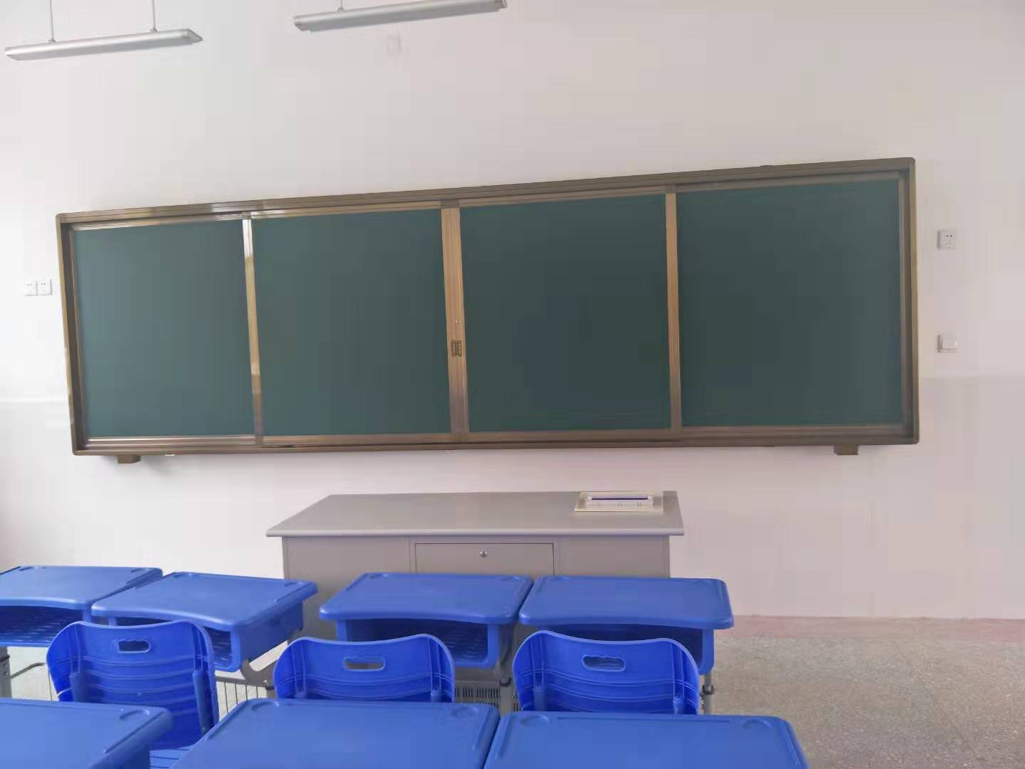 天津市生产教学用黑板厂家-多媒体投影推拉教学黑板-高中教学黑板-优雅乐图片