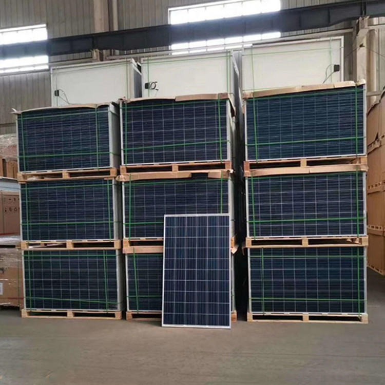 废旧太阳能板回收 请找鑫晶威新能源 安全稳定 全国上门看货图片