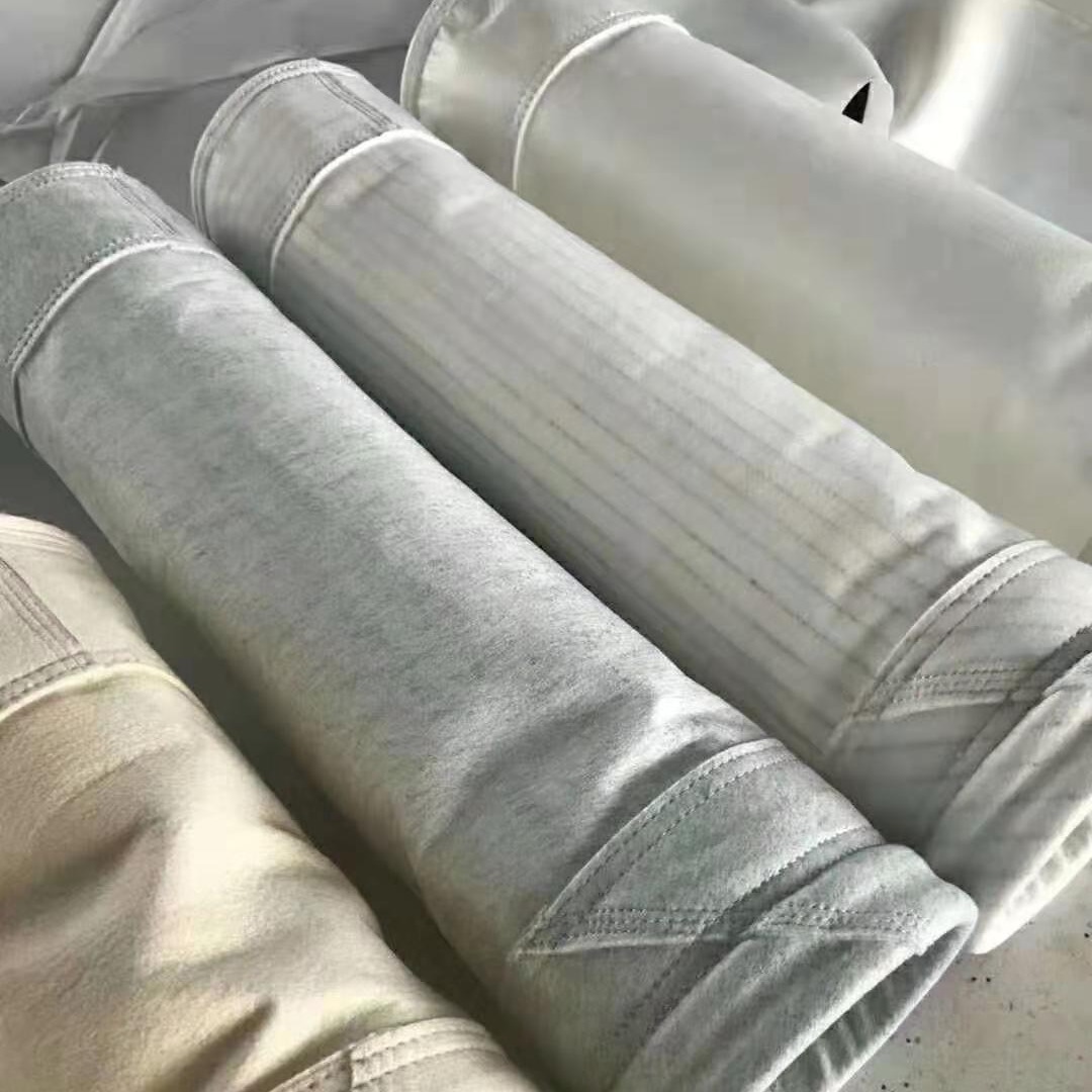 厂家批发 常温除尘器布袋 133-165mm涤纶针刺毡除尘布袋 家园环保各种类除尘布袋价格