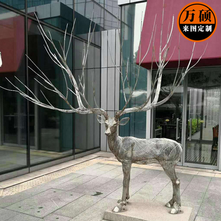 304不锈钢镂空小鹿雕塑 园林景观动物雕塑装饰 小区景区广场摆件示例图2