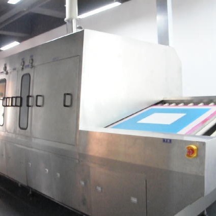 合明科技全自动油墨丝印网板喷淋清洗机HM828，专用于油性油墨丝印网板水基全自动清洗