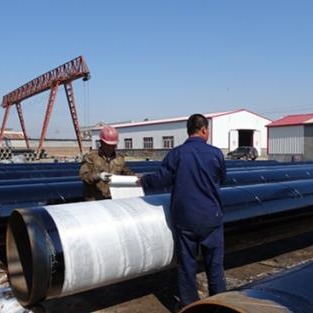 新疆乌鲁木齐管道防腐保温施工 沥青漆涂刷除锈 管道铁皮保温厂家