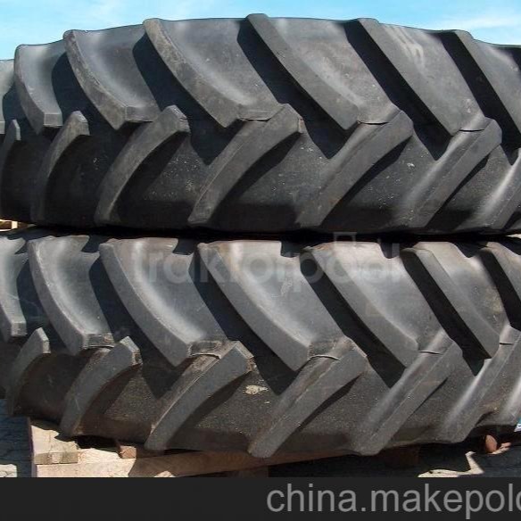 标准型号  林业轮胎18.4R38型号齐全大拖拉机人字轮胎460/85R38原厂批发三包一年