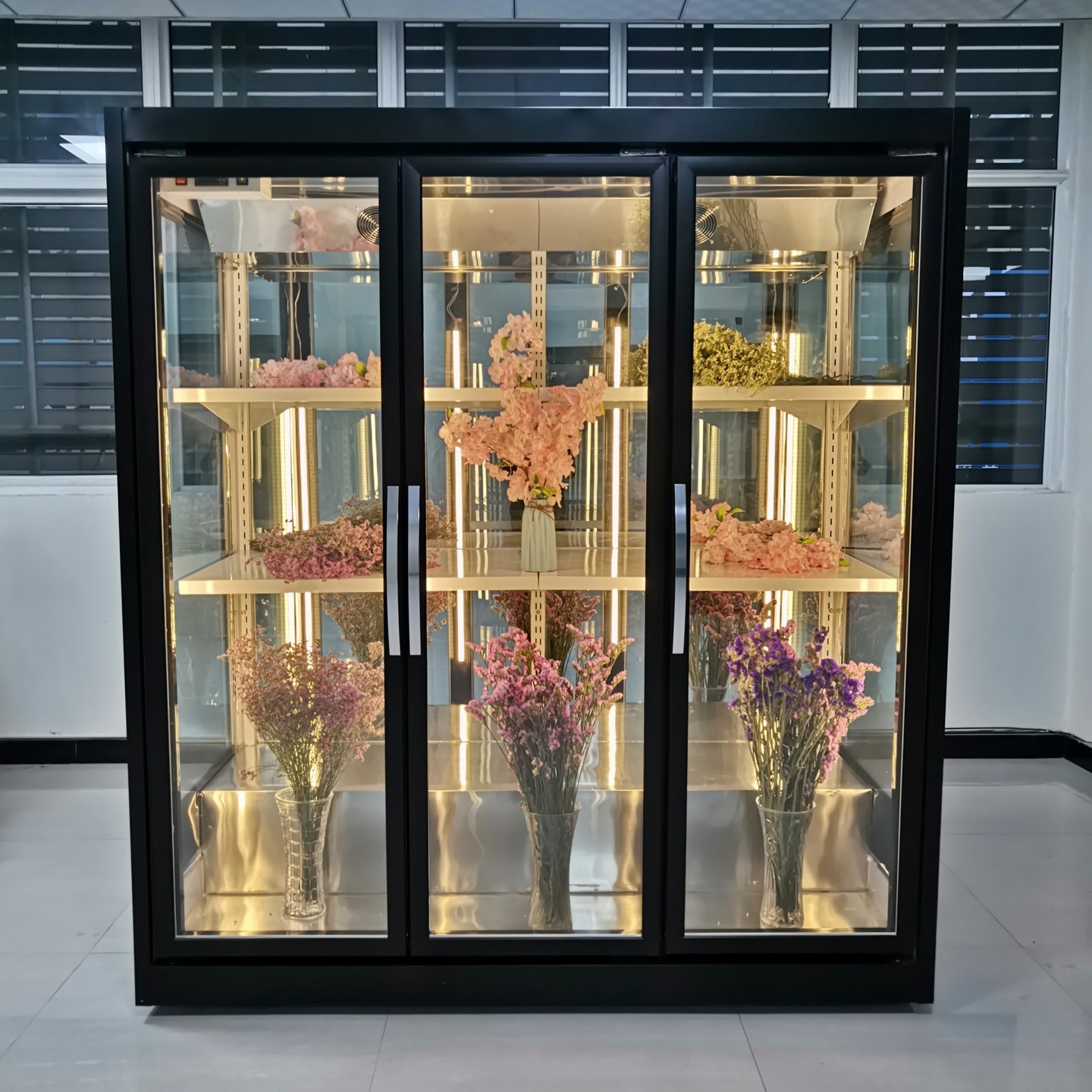 临沂鲜花冷柜  鲜花柜厂家 鲜花柜价格  工厂直销 未来雪冷柜定制  WLX-XH-201