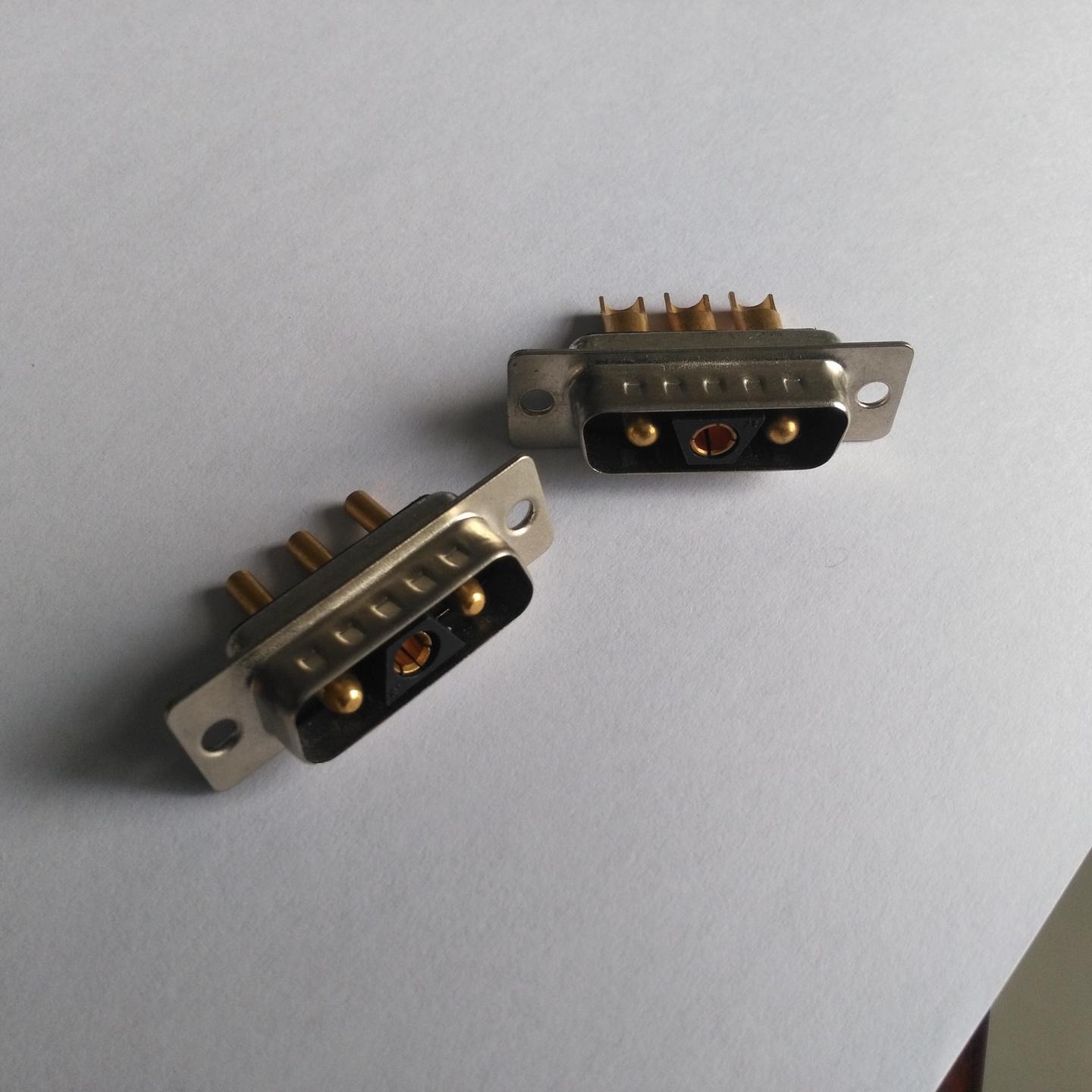 D型连接器厂家 东普电子  端子镀金  可承受 40A 电流  3W3  D SUB 混装连接器图片
