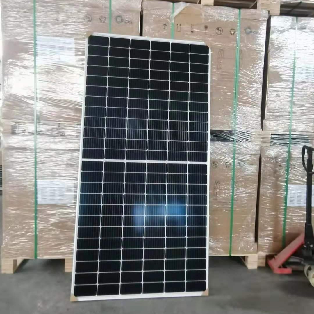 废旧太阳能板回收 光伏电池板处理 鑫晶威价高同行 欢迎来电咨询