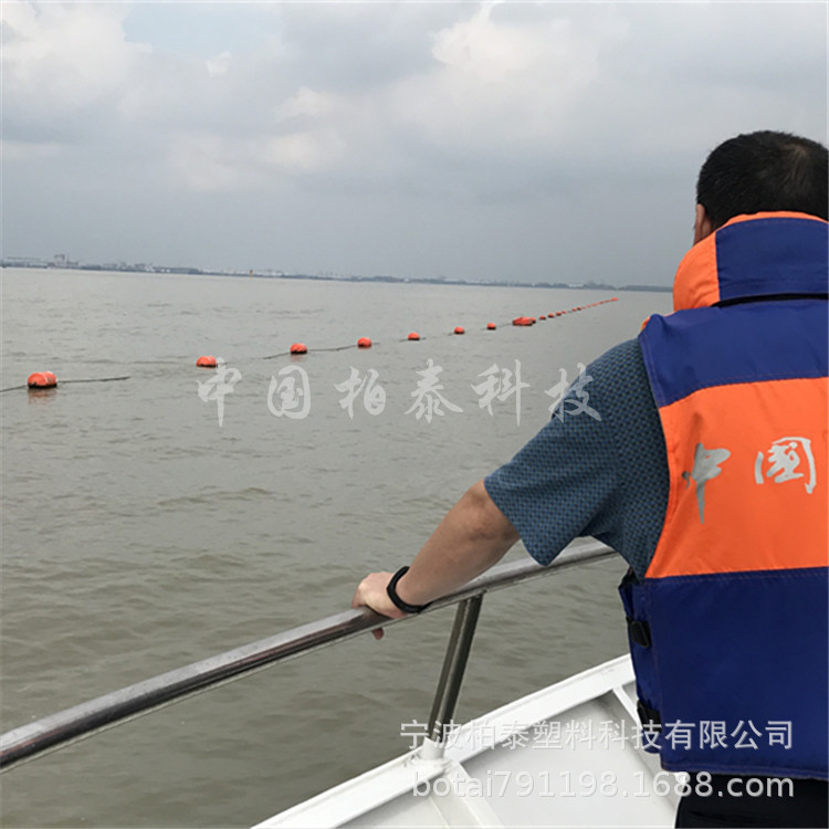 长江航道建筑物整治抬缆浮 南通大桥警示浮标塑料浮筒示例图1