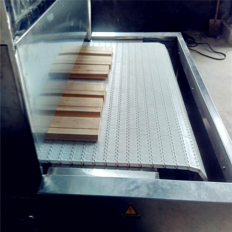 隧道式单板干燥设备 单板干燥机 单板微波杀虫卵设备图片