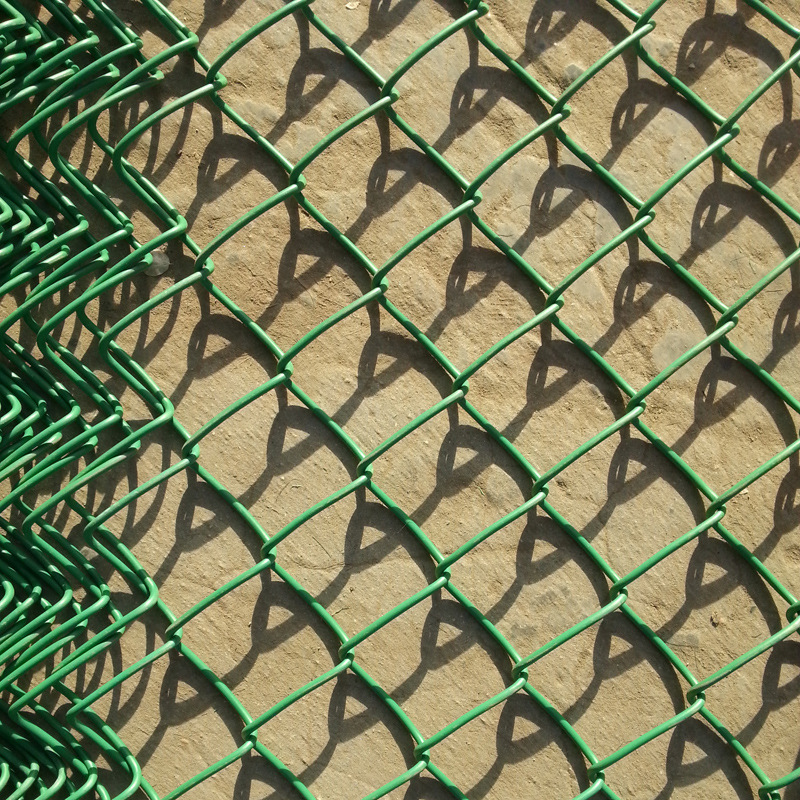 体育场铁丝网球场围栏足球护栏网勾花网护栏篮球场围栏网球场围网示例图5
