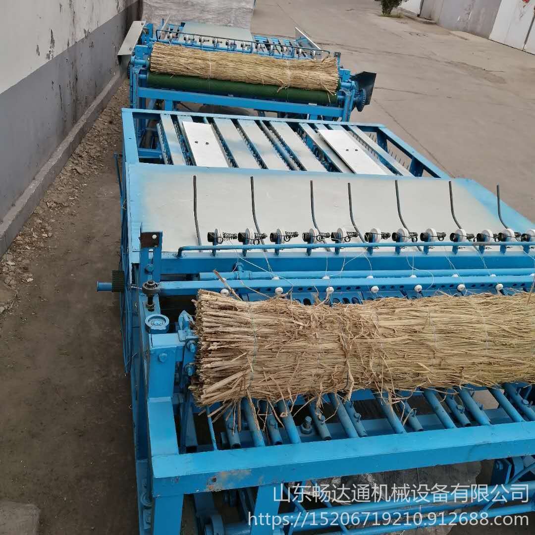 草帘机 养殖场保温草帘机 干湿牧草自动上料草帘机 畅达通机械