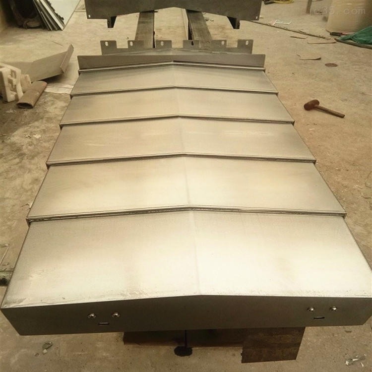 芜湖日升CK5110单柱车床钢板伸缩防护罩 导轨护板