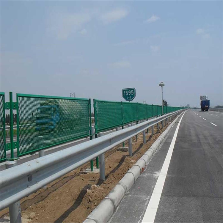 安平百瑞供应高速公路防眩网 公路钢板网护栏 公路防眩网生产厂家