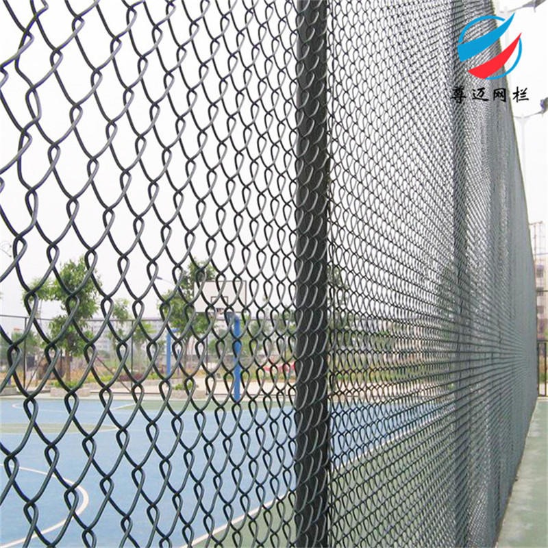 尊迈 体育场铁丝网 体育球场围网 小区球场围栏 景区防护网厂家